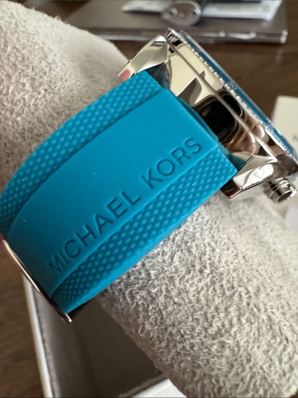 Michael Kors Hadyn Turquoise & White Crystal-Trim Chronograph Watch - Picture 3 of 6